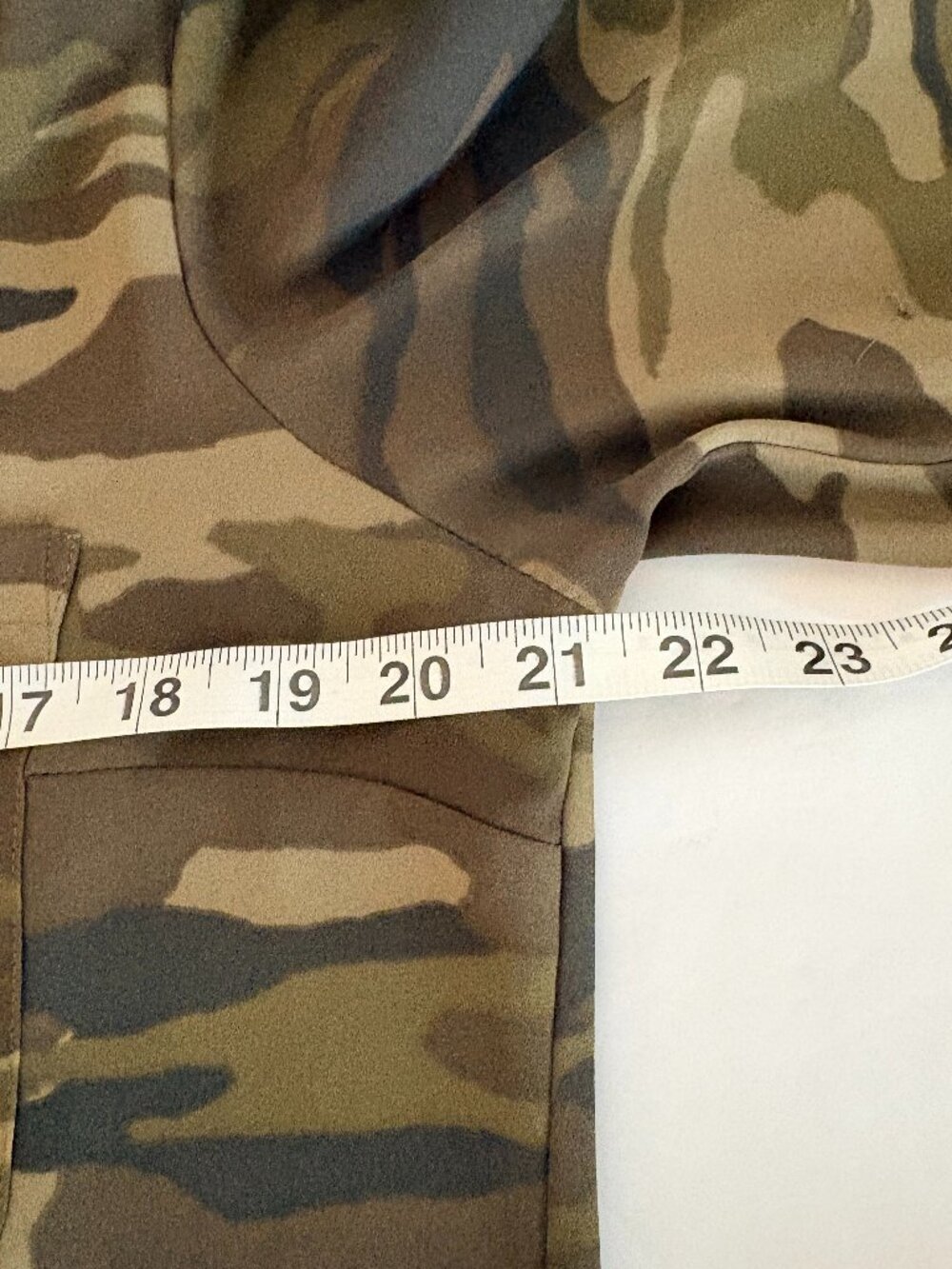 Express Shirt Womens Small Camo Sheer Roll Tab Button Up Blouse Size Large - Picture 7 of 7